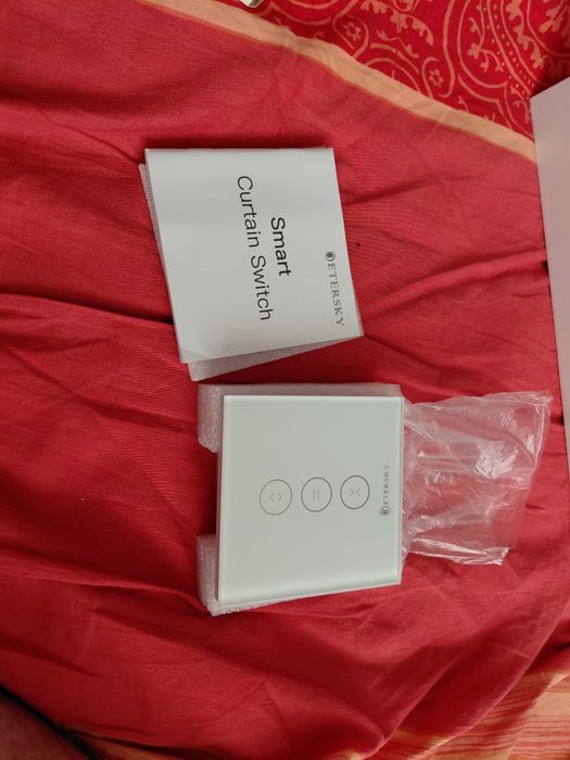 Inteligentny włącznik do zasłon