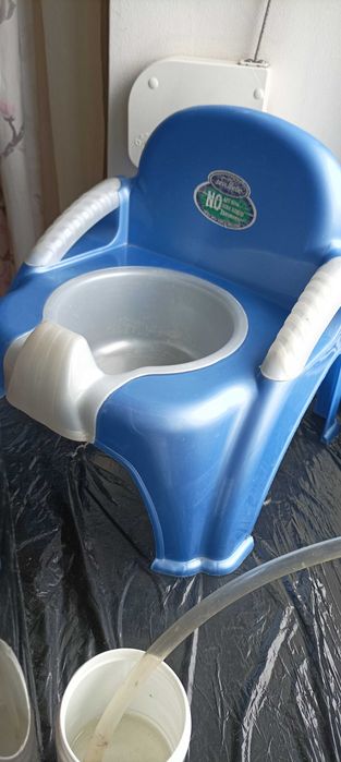 Горшок дитячий пластиковий