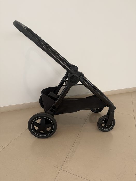 Carrinho Bebé Maxi Cosi