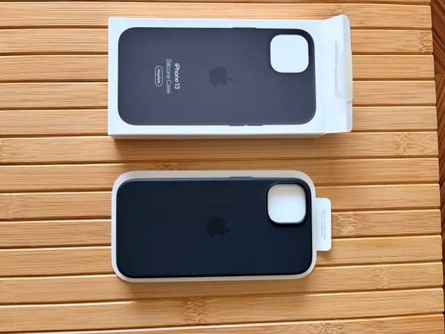 Capa de silicone preta para iPhone 13, nova em caixa