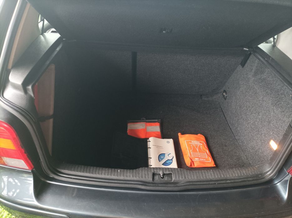 GOLF 2001 super estimado