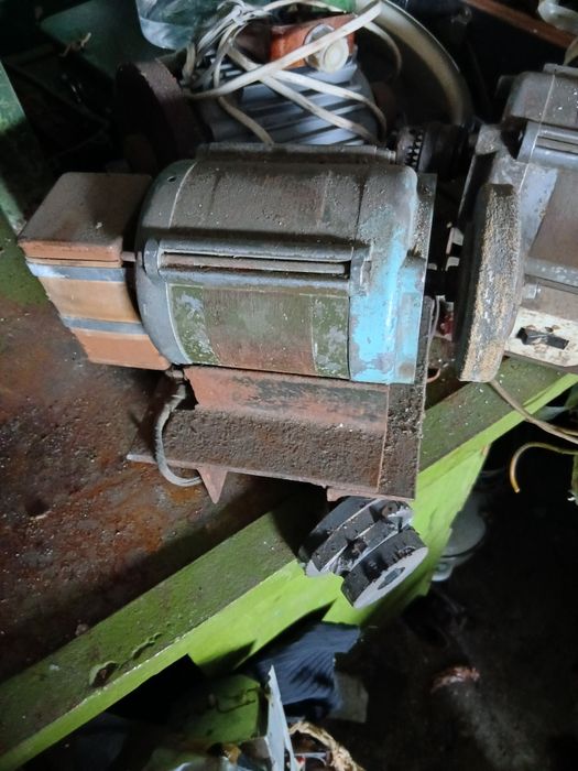 Продам  точило 220 вольт .,