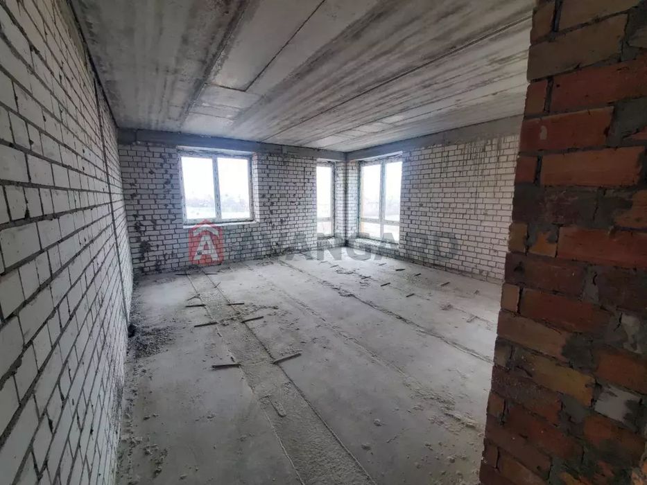 2 ком ЖК Аржанова , 45 метров, 4 окна, Торг