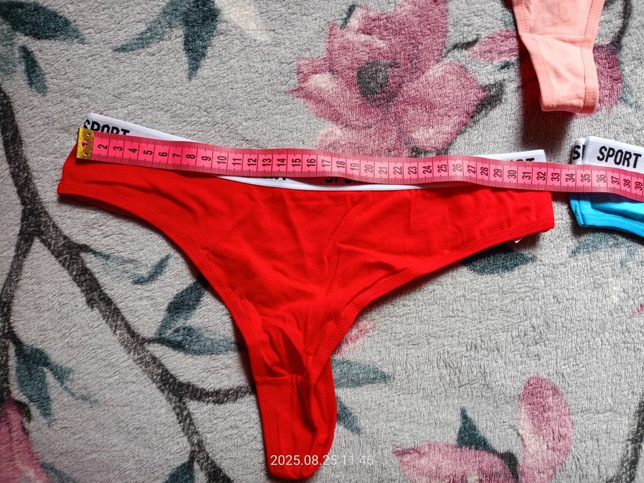 Zestaw majtek stringi nowe