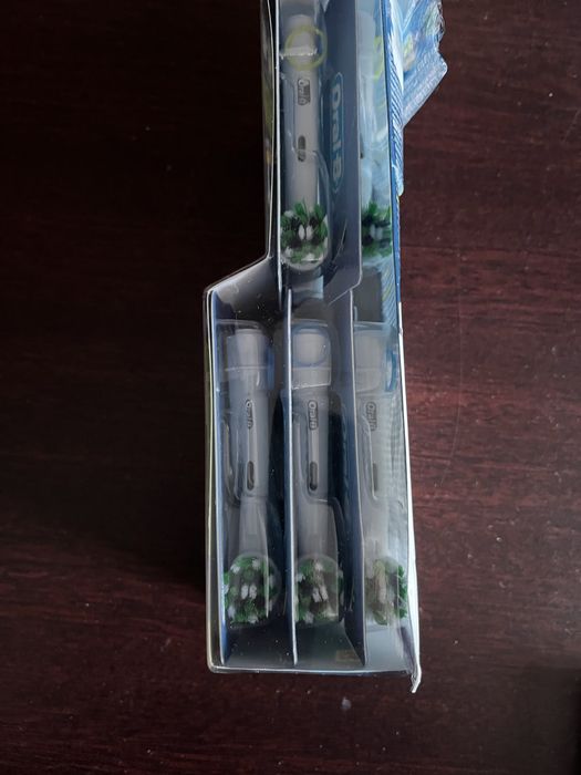 Щітки змінні oral-b