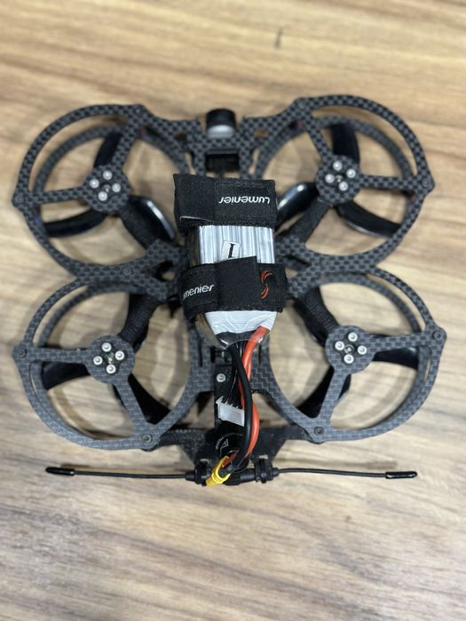 dron cinewhoop lumenier qav 2.5 freybott cyfra wizja dji + 16 pakietow