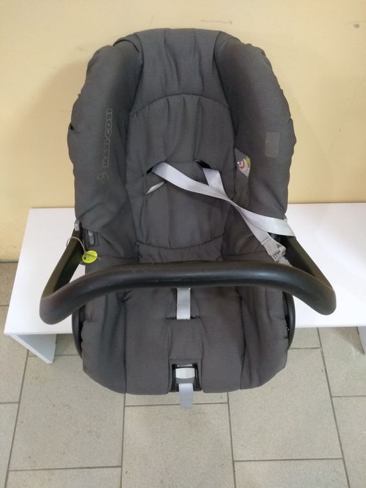 Продам детское автокресло. Мини