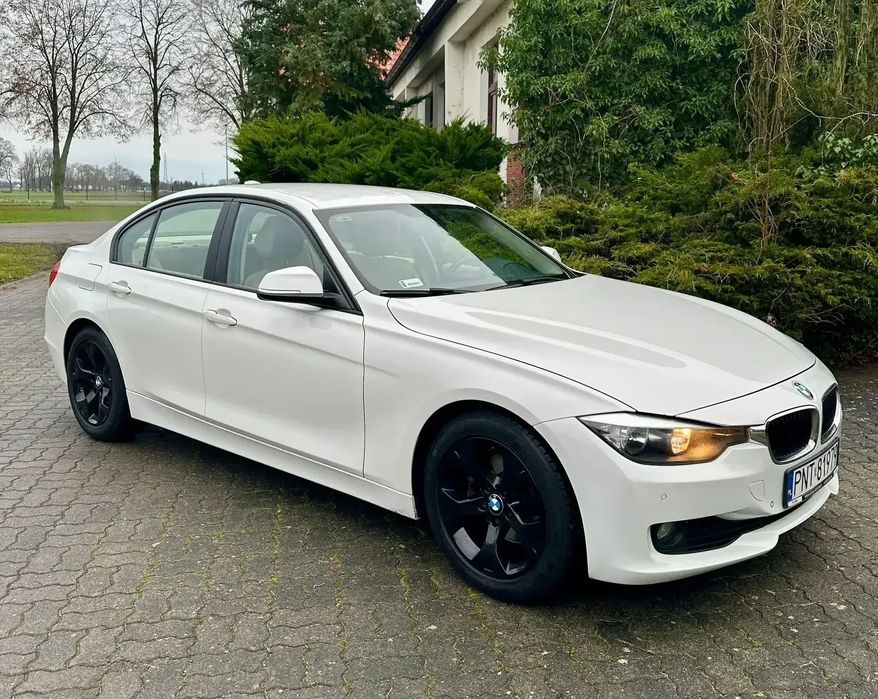 BMW Seria 3 BMW Seria 3 F30 LUXURY Edition