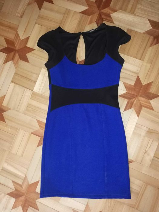 Sukienka ołówkowa rozm.38