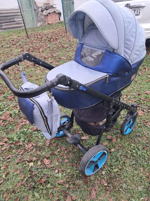 Продам коляску 2в1