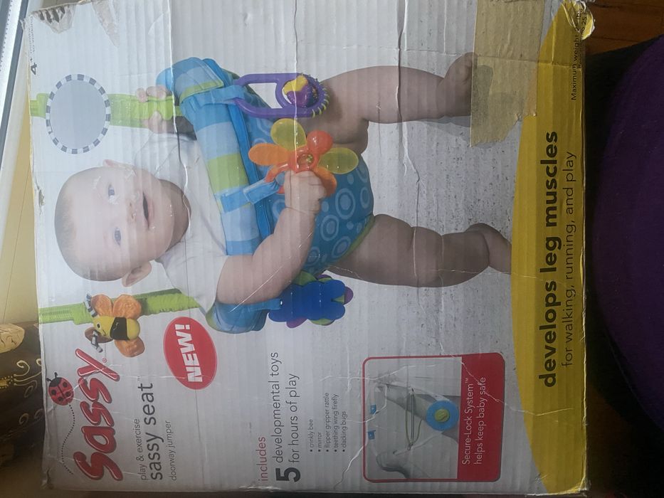Пригунок качеля для малюків