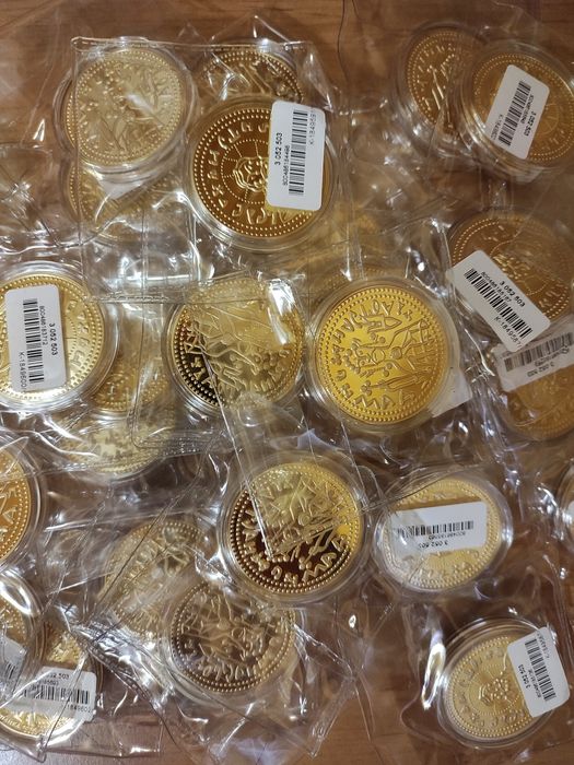 Монета в позолоті Київської Русі златник Володимира Святославича