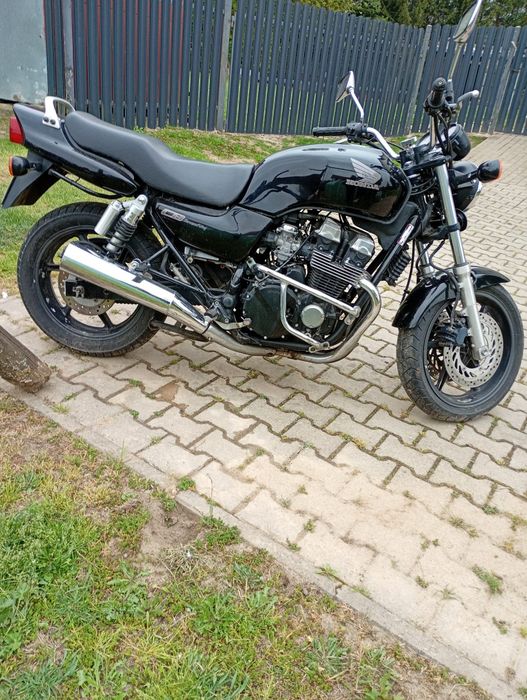 Honda CB 750 niski przebieg