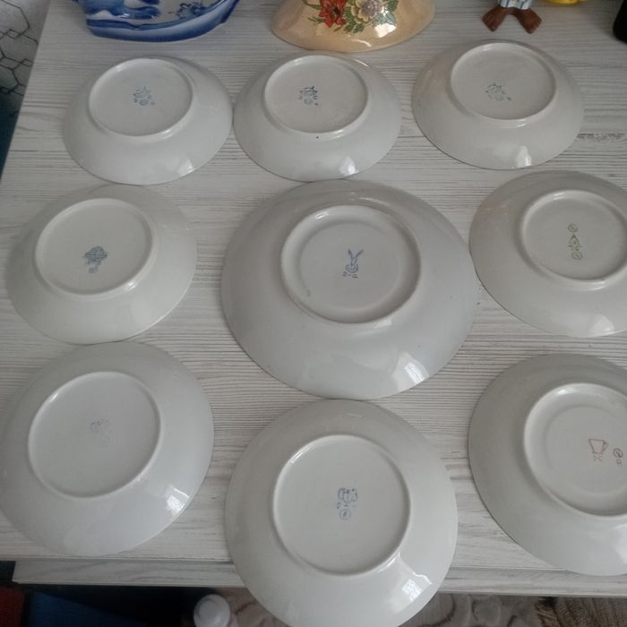 Кераміка Опішня,сервіз ,блюдця,кришки.