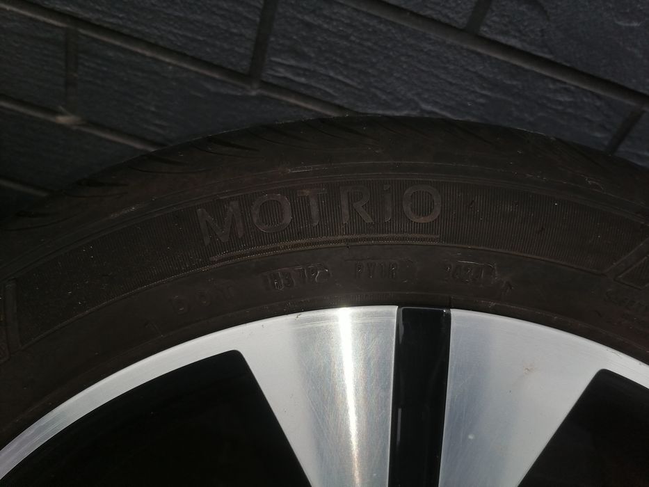 Продам диски Bose р17 рено меган 3 з шинами літо 2024 року