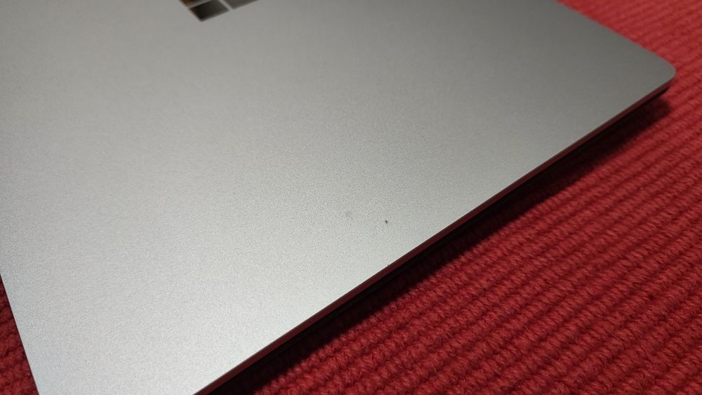 Microsoft Surface Laptop 4 AMD Ryzen 5