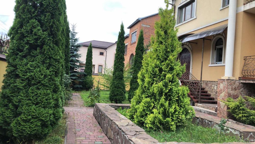 Продам будинок 513квм в с. Солонка (р-н ТЦ Кінг Крос і Арени Львів)
