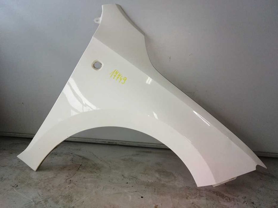 Skoda Rapid Seat Toledo III Błotnik Przód Prawy