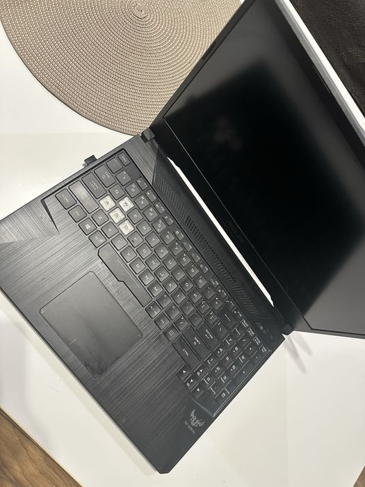 Asus tuf gaming FX505DT
