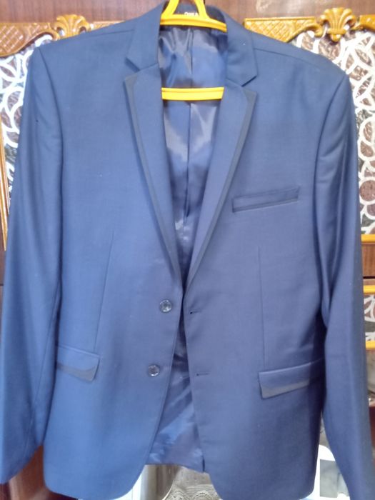 Костюм чоловічий.