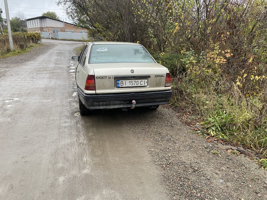 Opel Kadett продам