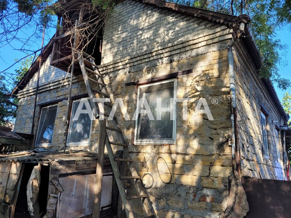 Хороший небольшой дом в Усатово за приятную цену!