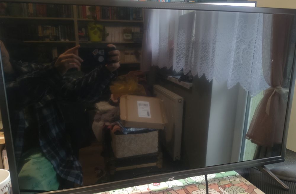 Telewizor 32 całe JVC led