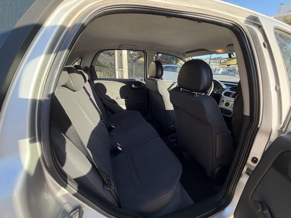 Opel Corsa 1.2i 16v - Apenas 109.000KM