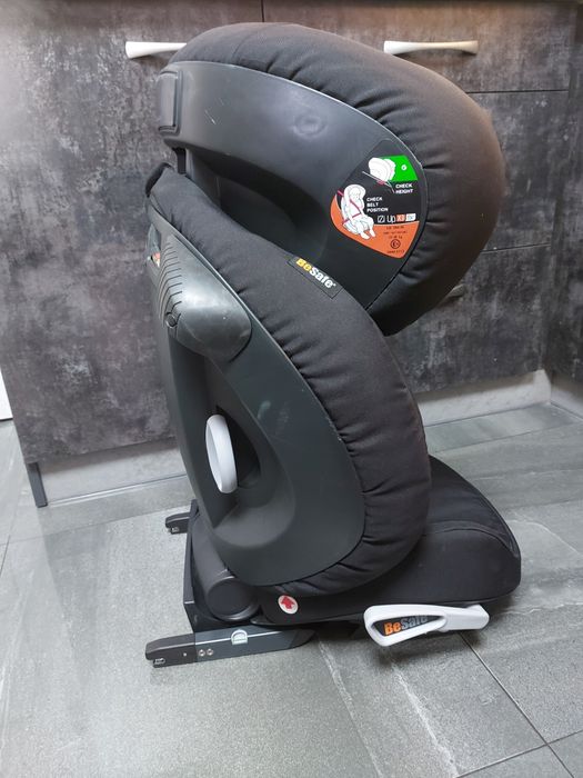 Fotelik samochodowy BeSafe IZi up x3 fix 15-36 kg