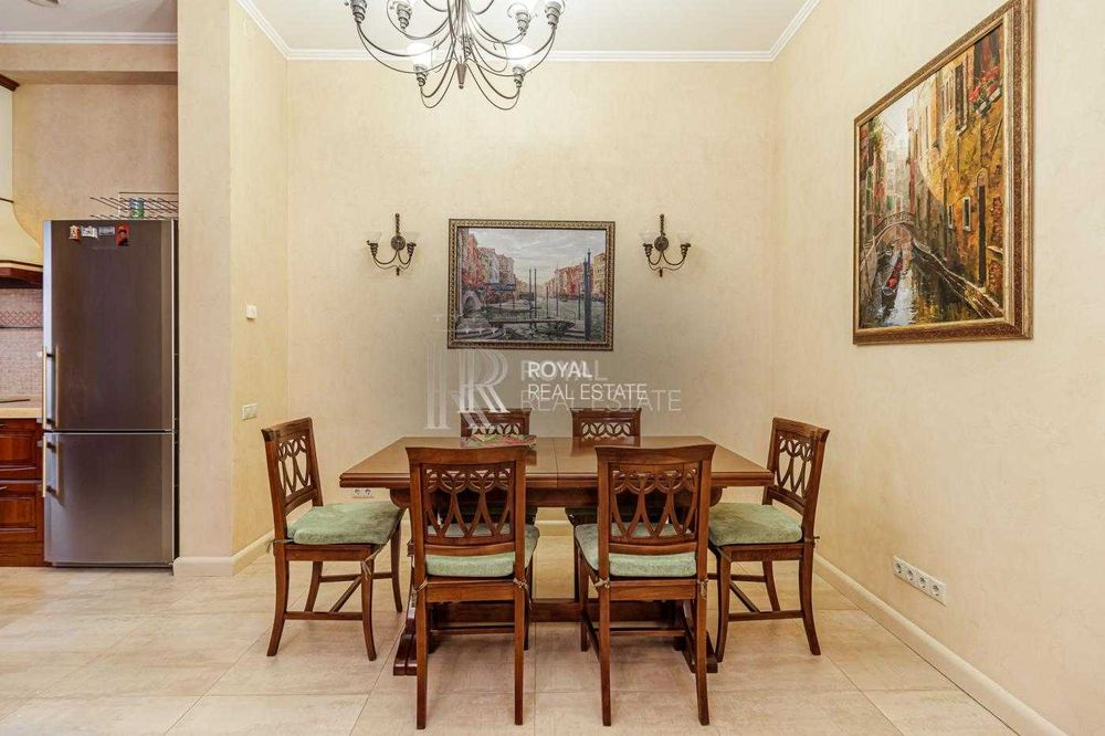 Продаж Таунхаусу 245 м2 КМ Золоті Ворота Козин Київська обл З Ремонтом