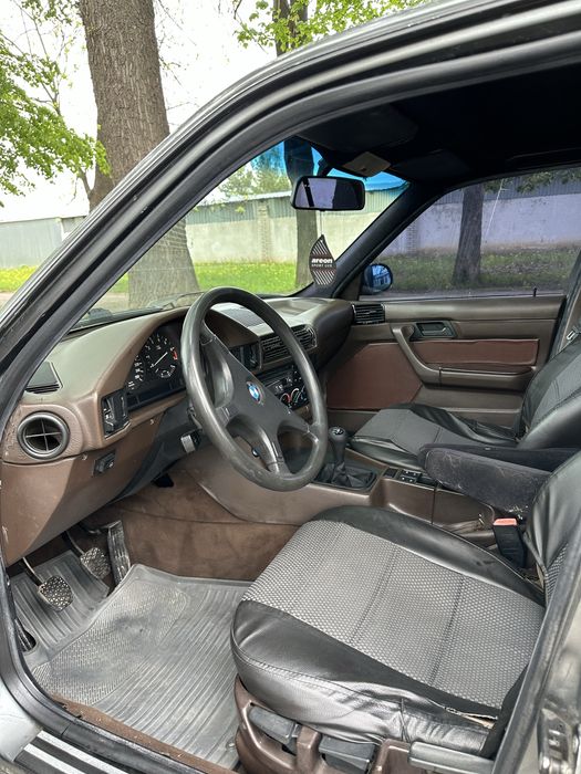 Продам BMW E34 М20б25