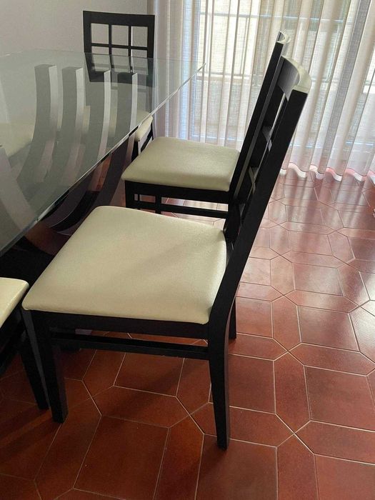 Mesa de jantar + 6 cadeiras