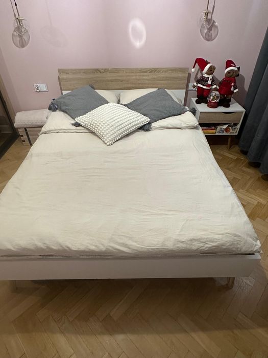 Łóżko o wymiarach 140x200