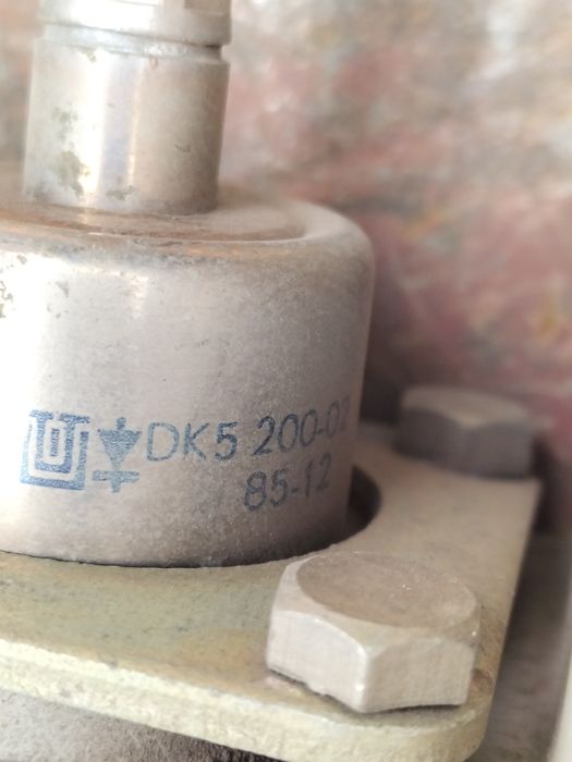 Diody prostownicze z radiatorami