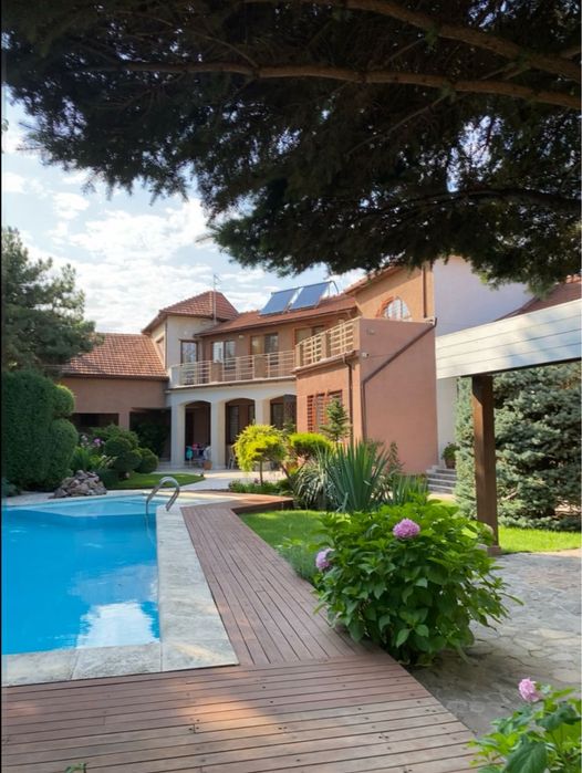 House by the address st. Kulikovo pole pl Oktyabrskoy revolyutsii pl (area 550 m²) - Atlanta.ua - photo 3