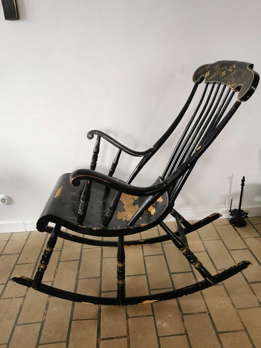 Stary Fotel bujany na płozach 19 wiek szwedzki drewniany wiąz gungstol