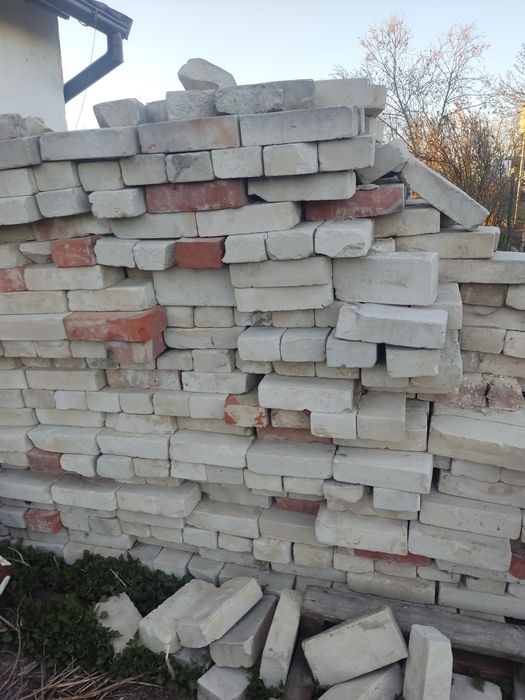 Cegła rozbiórkowa biała