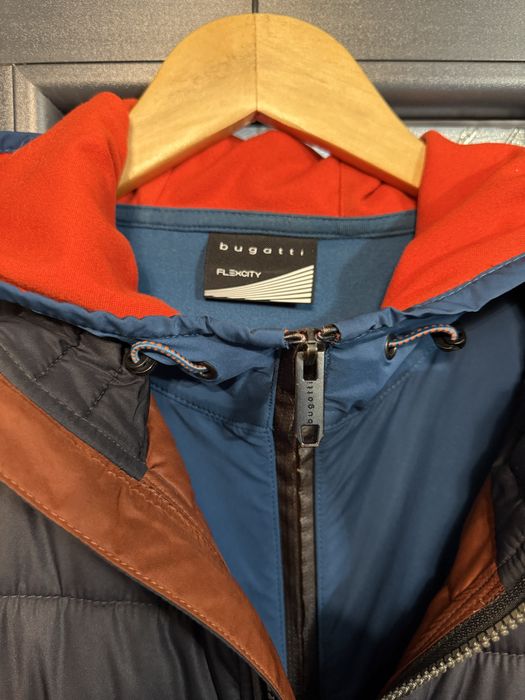 Худі, кофта Bugatti оригінал.