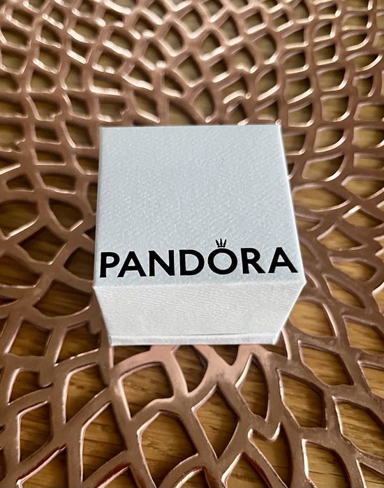 Pandora pudełeczko charms 5x5x4,5 cm