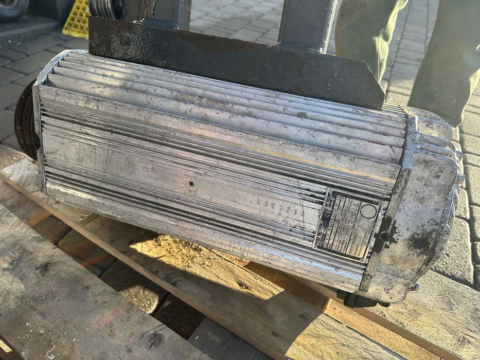 Генератор Frigoblock G24 автомобільна холодильна установка