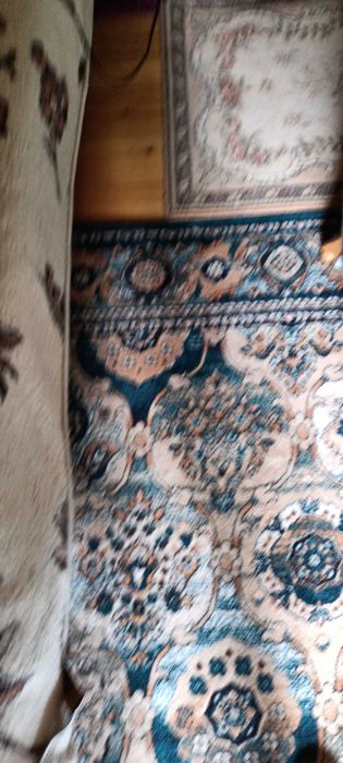 Sprzedam dywan wełniany 2 x 3 m FORENNZA SZMARAGD