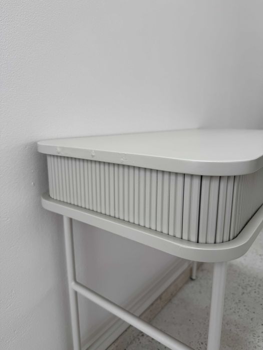 BIurko/toaletka HM Home szarobeżowa