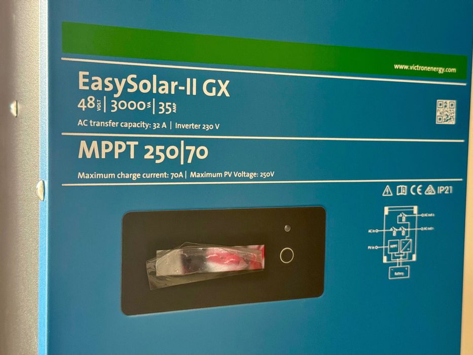 Victron EasySolar-II 48/3000/35-32 MPPT 250/70 GX Inversor/Carregador