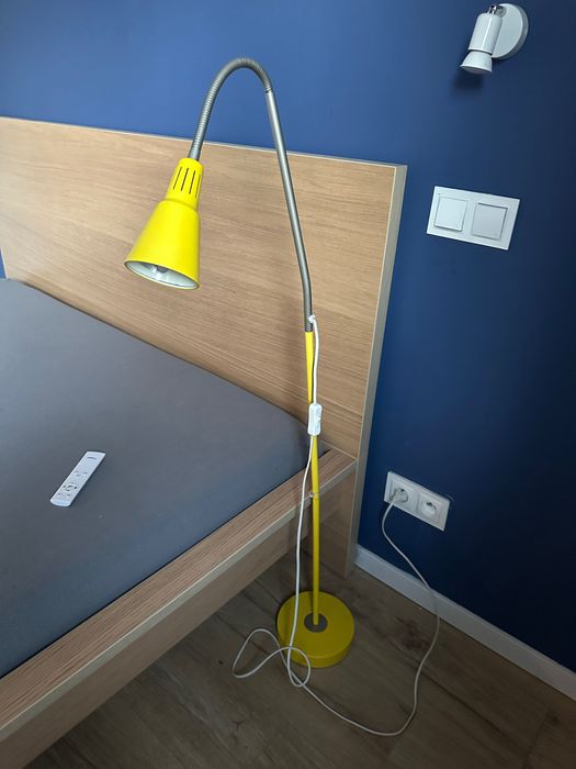 Lampa podłogowa / nocna modny kolor