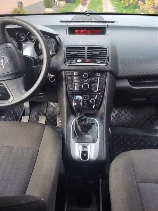 Opel Meriva 2011