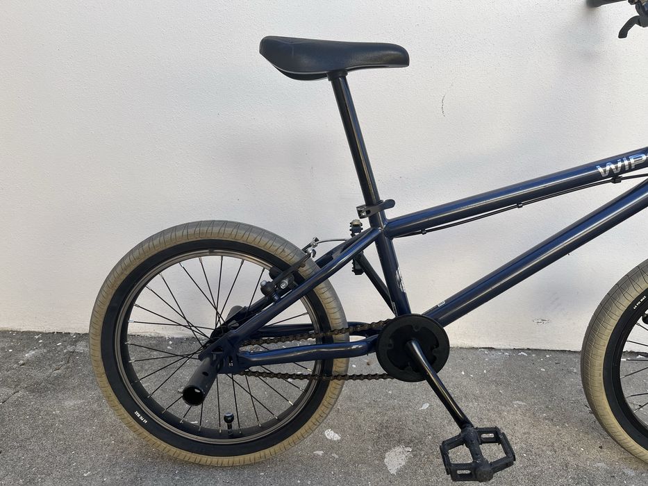 BMX Wipe 18” Quase nova