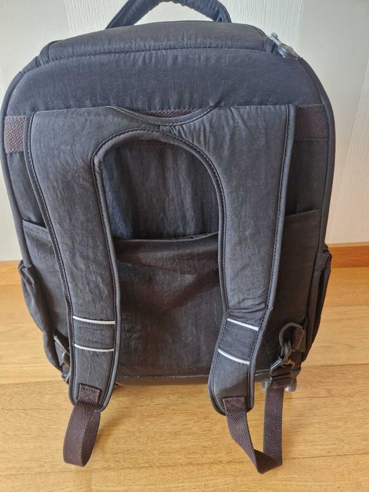 Kipling Mochila New Zea 26L - com função trolley
