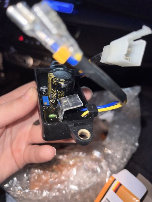 AVR, Реле напруги, генератор, 2-3кВ, реле напряжения