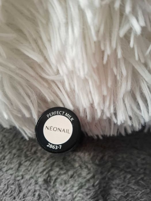 Lakier Neonail- perfect milk