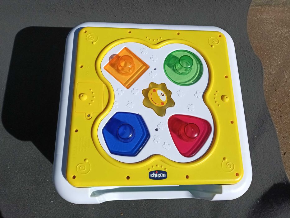 Mesa de atividades  Chicco64286047510145124